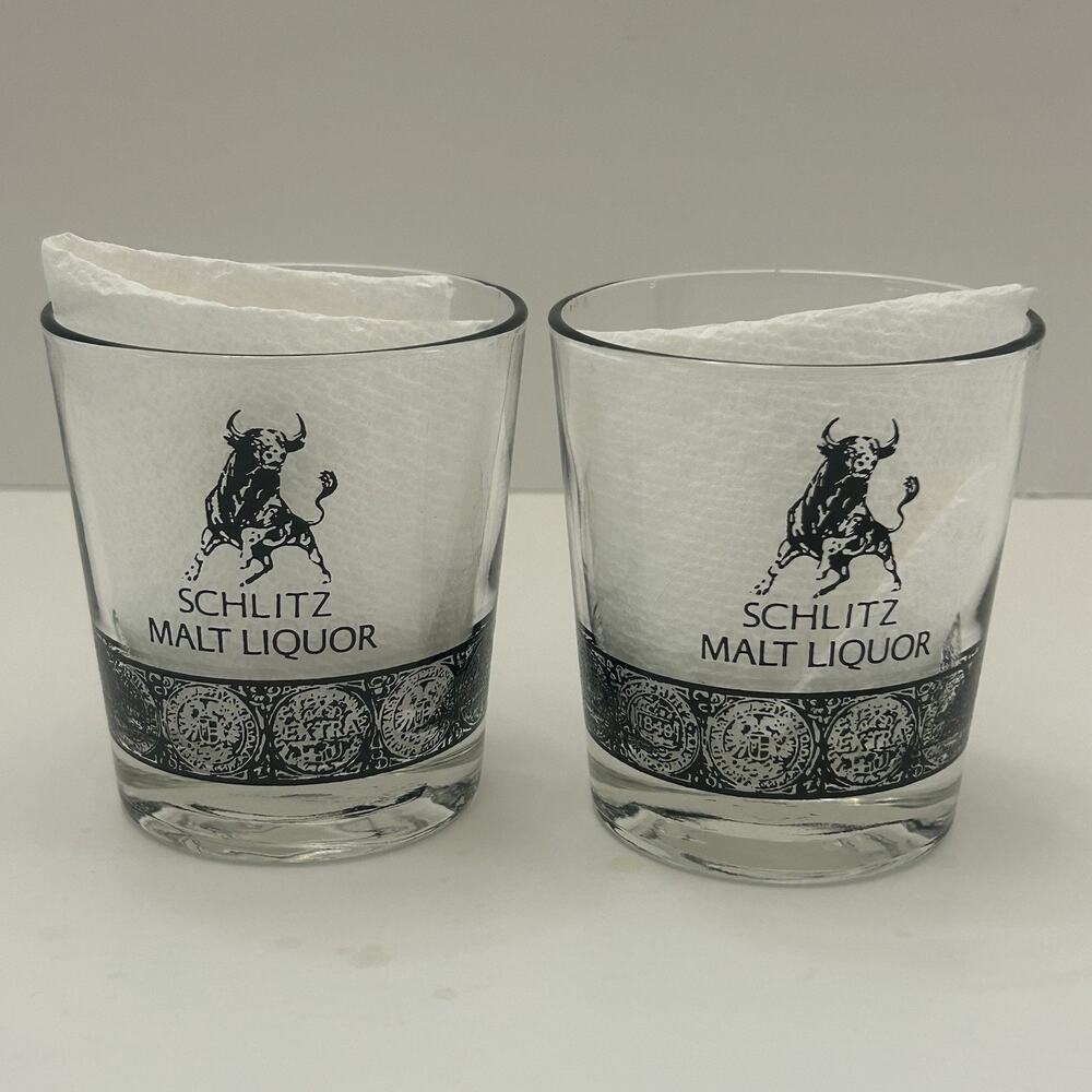 2 Schlitz Malt Liquor Drink Glasses Tumblers Whiskey Old Fashioned Black Bull